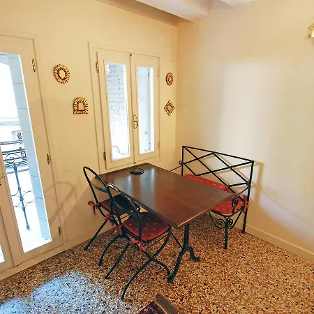 Palazzo Pizzamano Apartment Venice